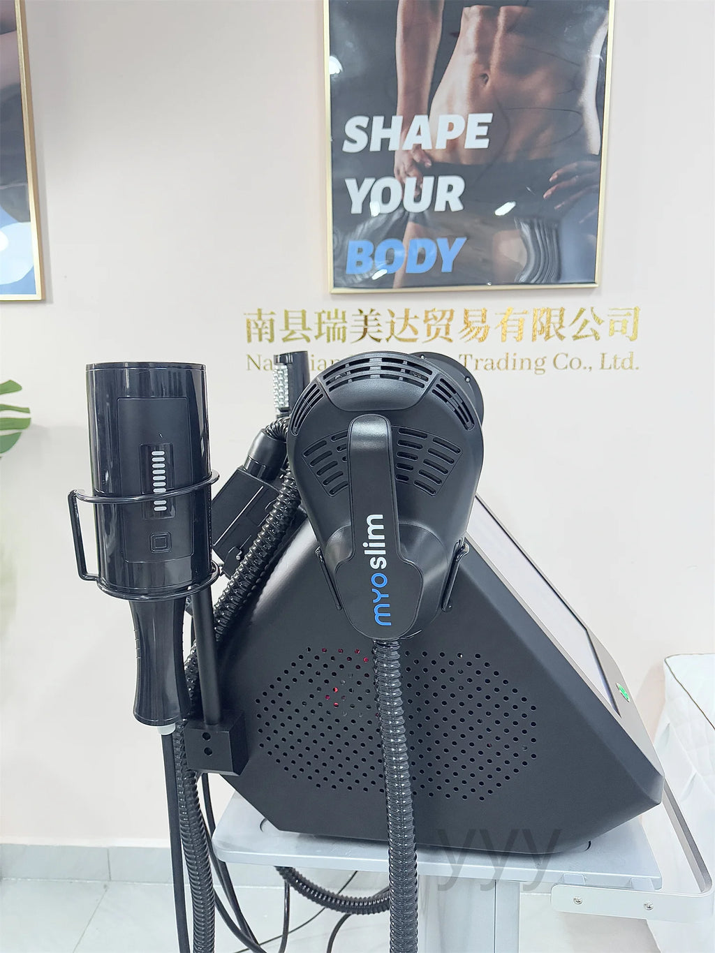 2 IN 1 200HZ EMS Roller Slimming Cellulite Reduction Inner Ball Roller 360 Degree Infrared Vacuum Roller Massage Beauty Machine