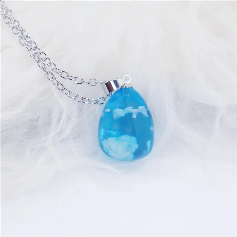 Manual Resin Ball Crescent Moon Chain Necklace Women Blue Sky White Cloud Necklace Fashion Jewelry Gift for Girlfriend Dropship