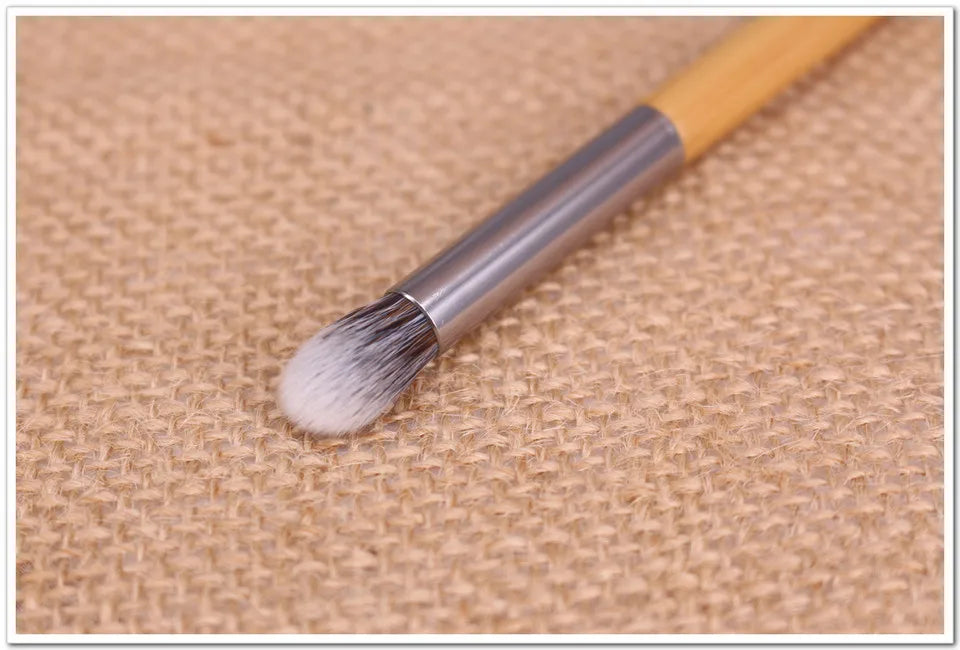 Professional Pointed Crease Brush Tapered Blending Brush Eyeshadow Cosmetics Beauty Tool Eyes Makeup  Applicator