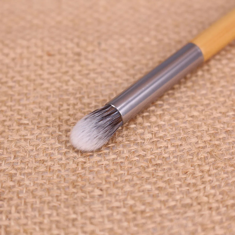 Professional Pointed Crease Brush Tapered Blending Brush Eyeshadow Cosmetics Beauty Tool Eyes Makeup  Applicator
