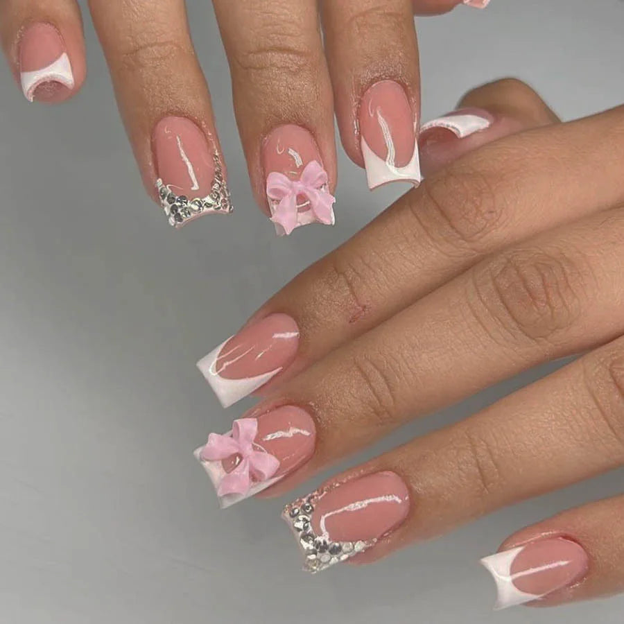 24Pcs Simple Square Head Fake Nail with nude design White Gradient French Press on False Nails Short Full Cover Nail Tips