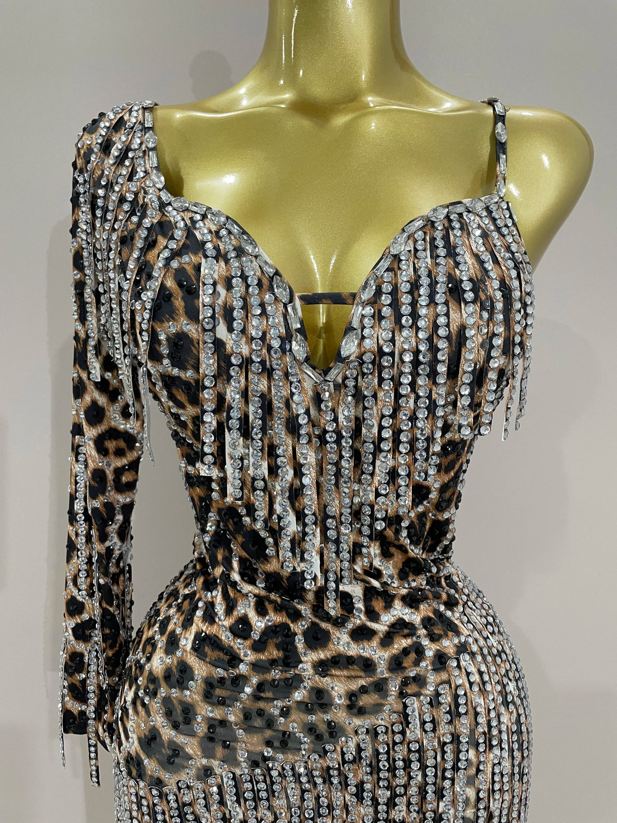 2025 New Sparkle Diamond Tassel One Shoulder Leopard Print Stretch Mini Dress Women Birthday Party Sexy Nightclub Stage Costume
