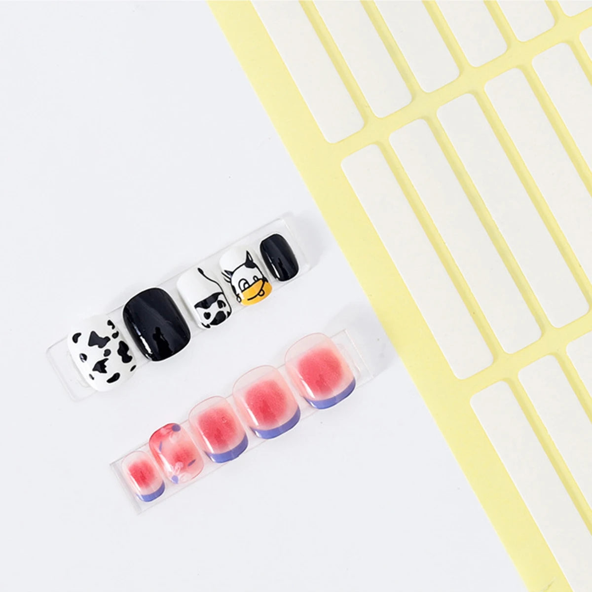 1 to 100 Sheets Double-Sided Crystal Nail Adhesive Strips Transparent PET Tape for False Nail Practice Display & Training Stands