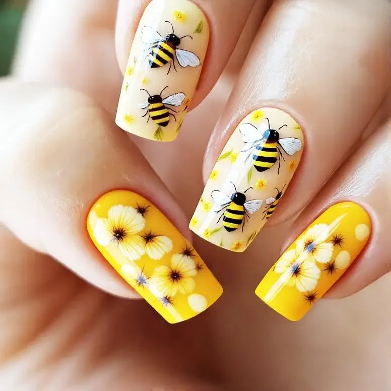24Pcs Set Medium Long Press On Nails Spring And Summer Flower Butterfly Bee Design Reusable Daily Party Manicure Supply