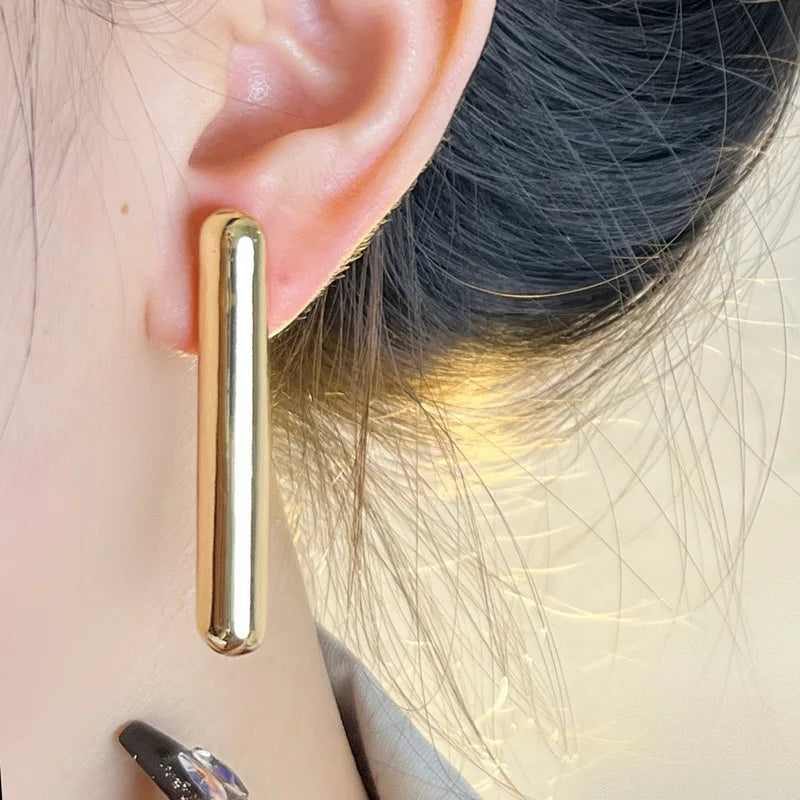 2024 New Simple European And American Metal Smooth Cylindrical Unique Earrings Temperament Female Accessories