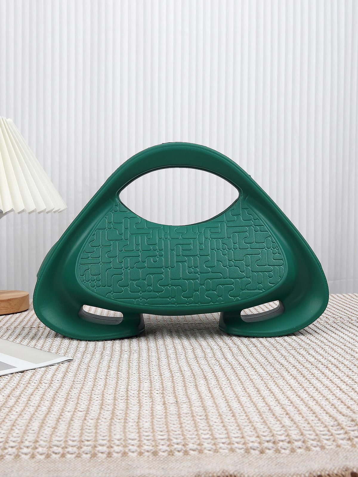 Unique Handheld Bag for Women's 2024 New Versatile Handheld Saddle Bag with a Small Texture for Casual Crossbody Bag
