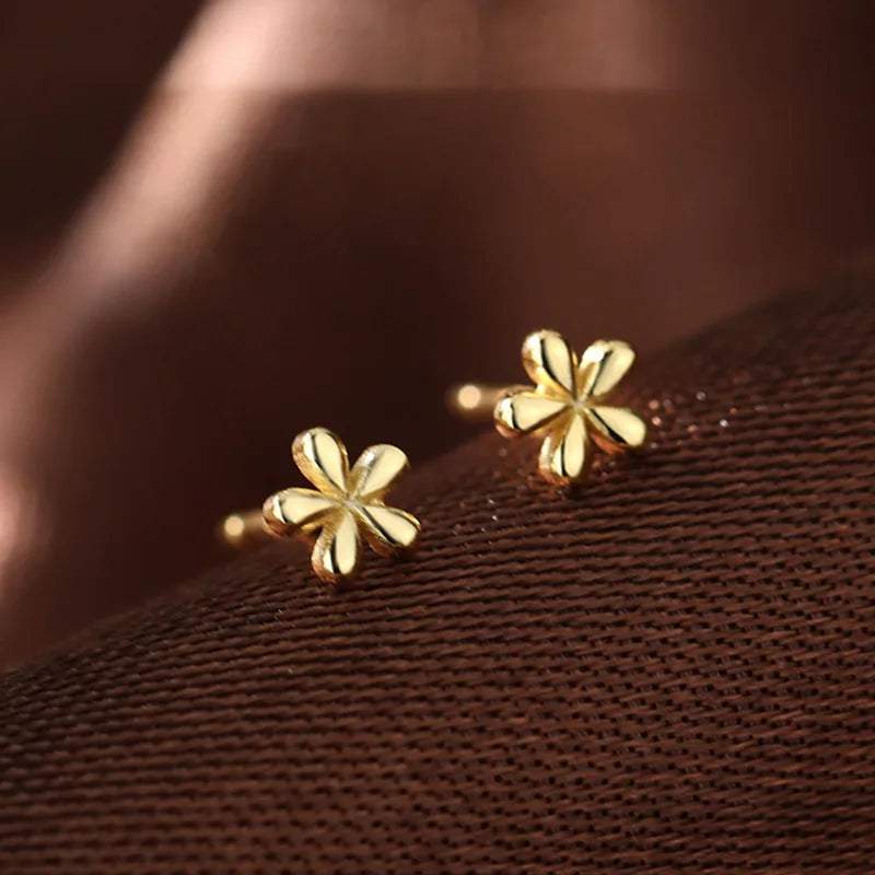 Girls' Minimalist Simple Stud Earrings Simple Little Flower Golden/White Nail Female Trendy Piercing Ear Accessories Cute Gifts