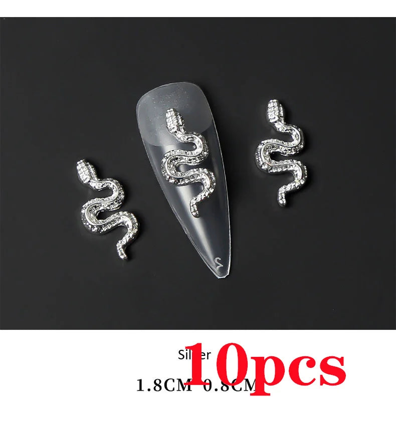 1 Bag Random Luxury Nail Art Dangle Jewelry  (Heart Bowknot)  Mixed Style 3D Nail Art Charms Tassel Design Alloy Nail Art Dangle