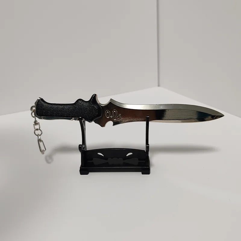 18cm Leon Knife Toy Sword with Holster Game Peripherals Outdoor Fun Safety Unsharpened Desktop Ornament Gifts Pendant
