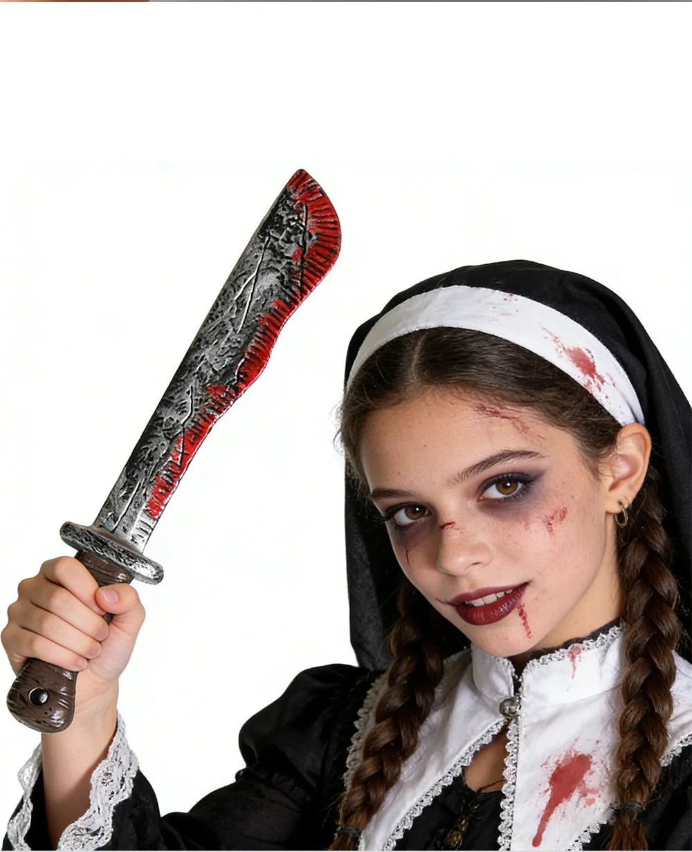 Halloween realistic props - blood-spreading axes, chainsaws, plastic knives for costumes, party cosplay props