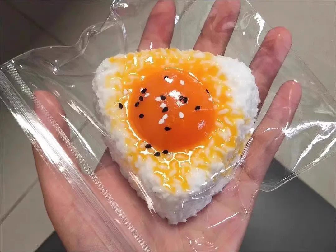 1/3/5/10PCS Liquid-Filled Egg Yolk Triangle Rice Ball Squeeze Toy ASMR Stress Relief Office Stress Relief Birthday Party Favors