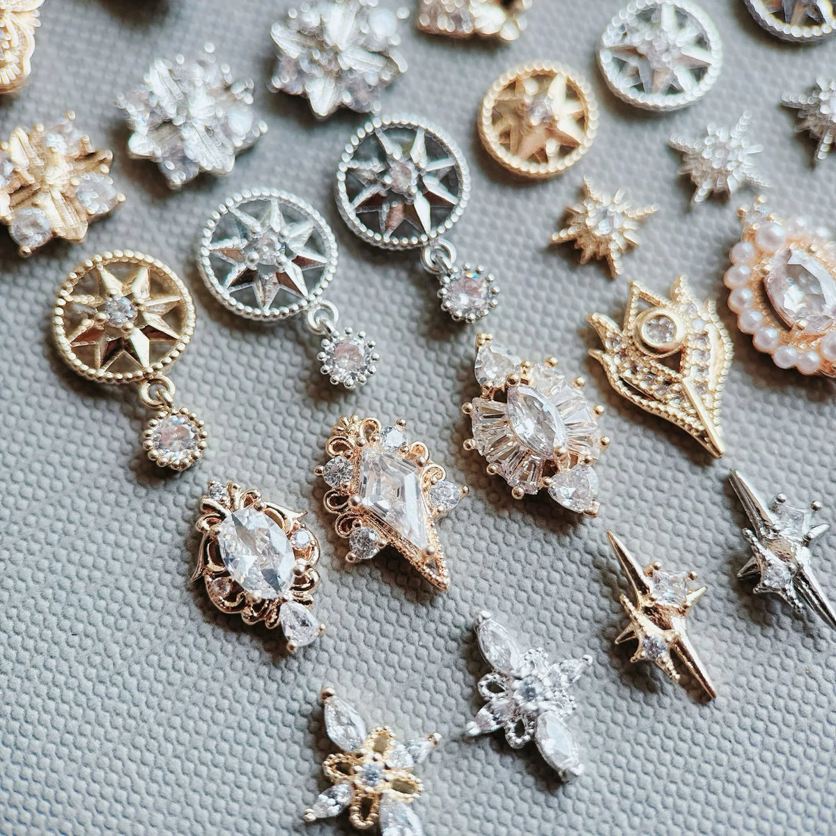 10pcs 3D Luxury Nail Art Charms Zircon Metal Star And Flower Decorations Starlight Jewelry Accessories for Manicure Supplies