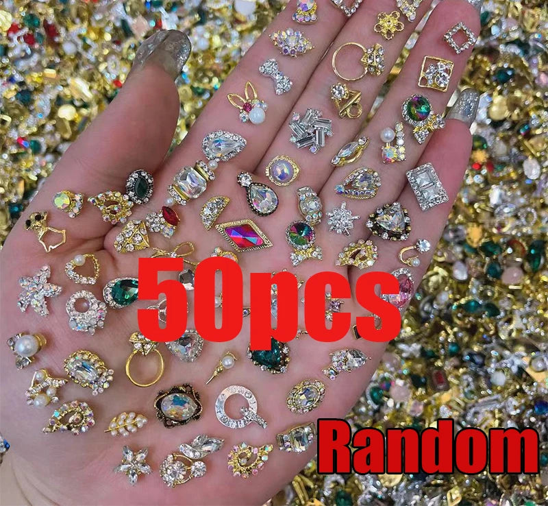 1 Bag Random Luxury Nail Art Dangle Jewelry  (Heart Bowknot)  Mixed Style 3D Nail Art Charms Tassel Design Alloy Nail Art Dangle