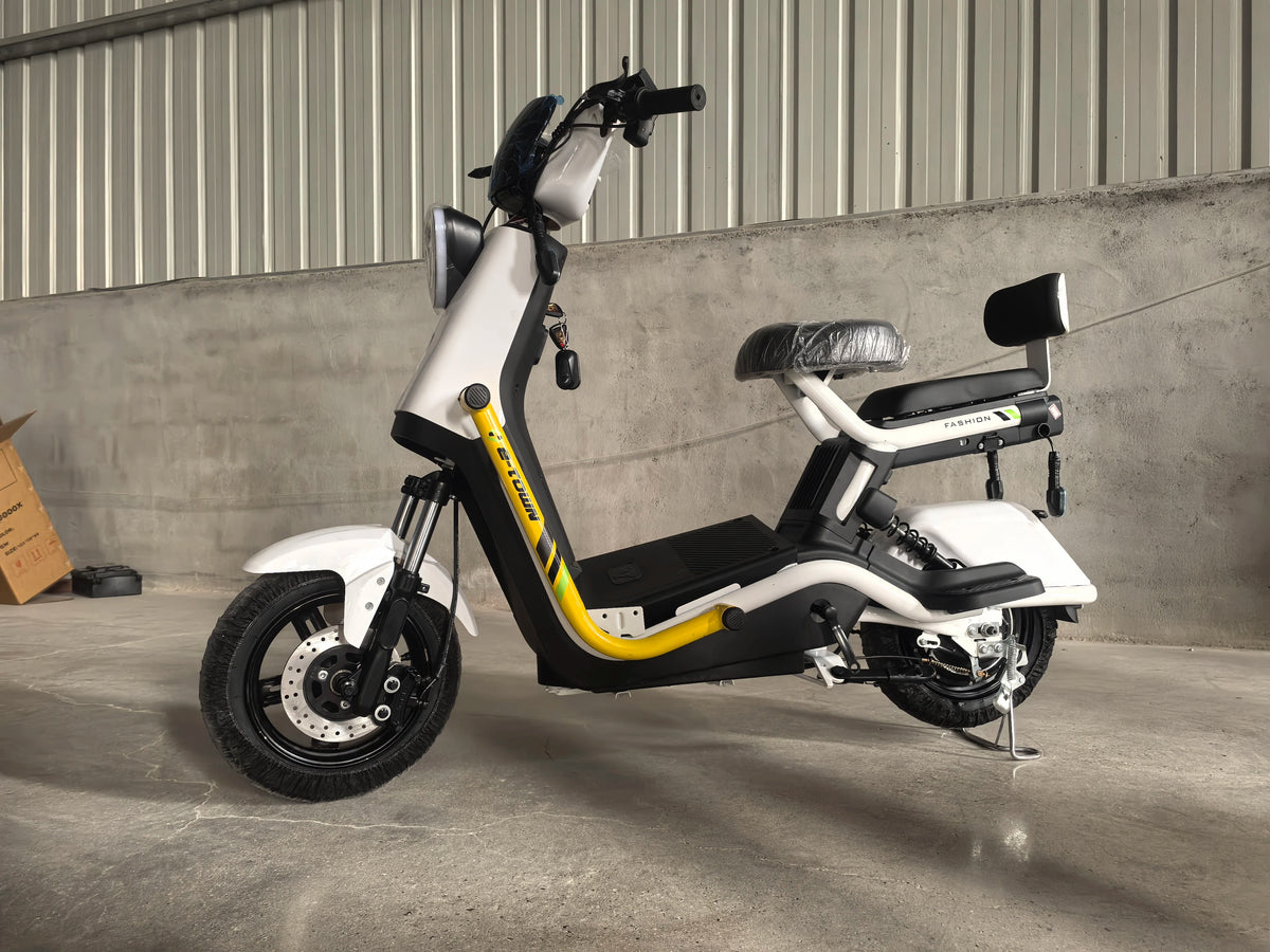 Electric City Bike Scooter Front Disc Brake Long Range Hot Sale Big Power-assisted Bicycle  for Adults
