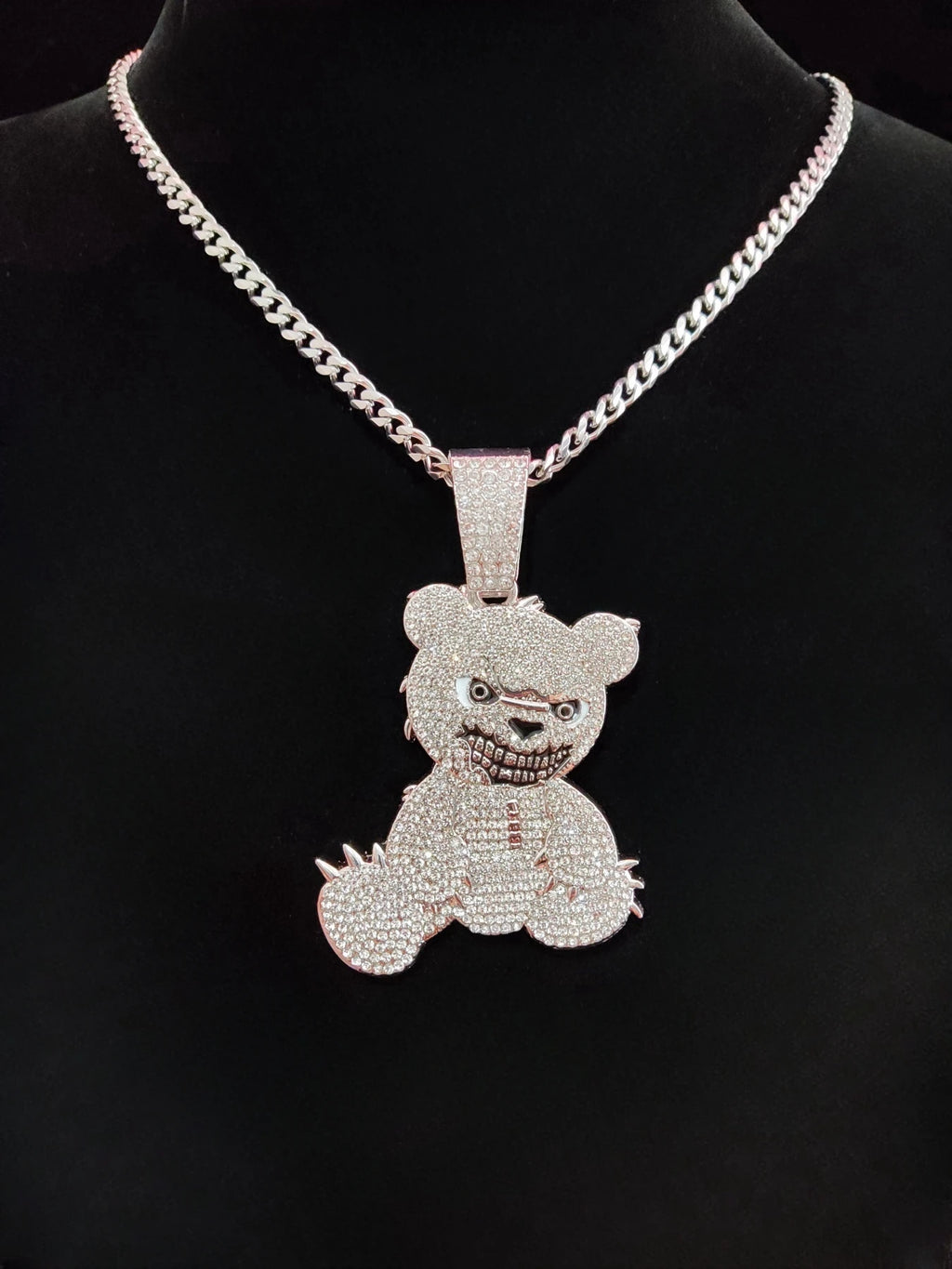 2024 New Arrival Hip Hop Bear Shape Pendant Necklace Men Women Chain Iced Out Bling Bling Necklaces HipHop Jewelry Fashion Gift