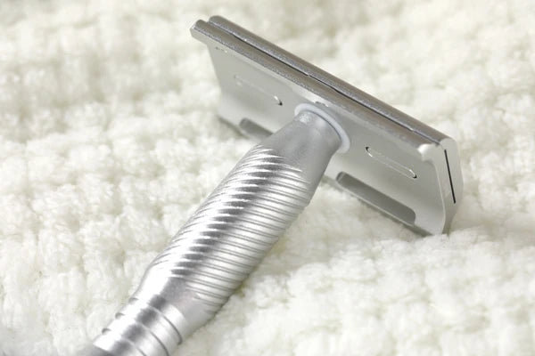 YAQI Ghost (Aluminum Version)  Light Weight Safety Razor