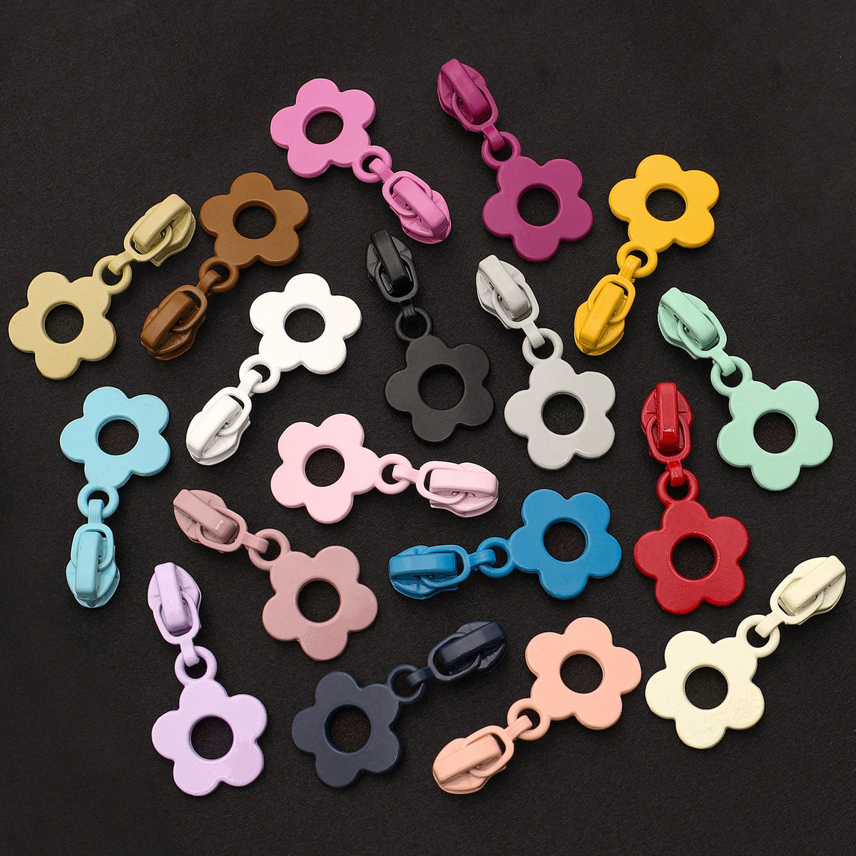 10Pcs, Cute Little Flower Zipper Pulls, Zipper Pulls for #3 Nylon Zippers, Suitable for Home Sewing DIY Handmade Zipper Replacement