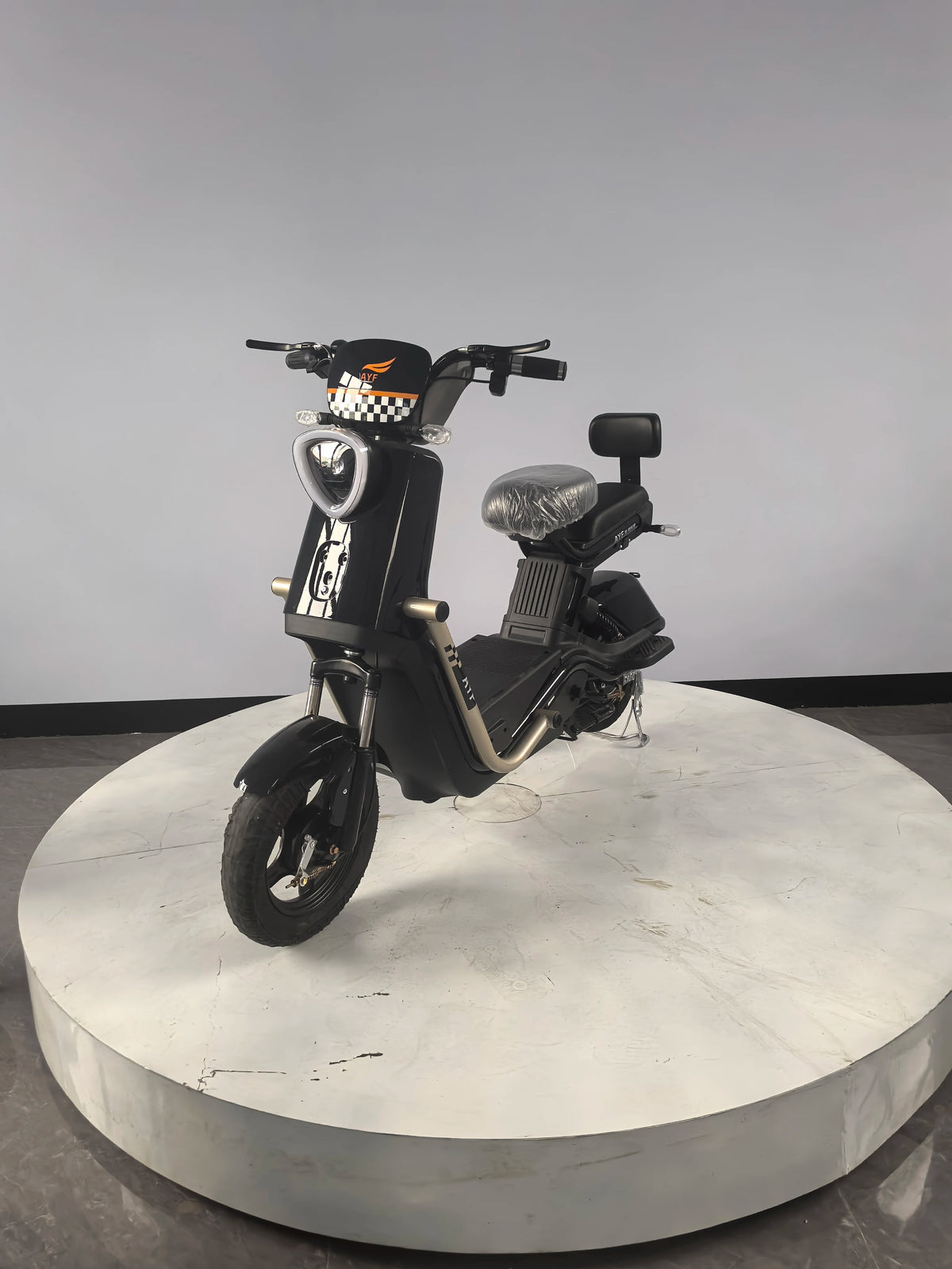 Electric City Bike Scooter Front Disc Brake Long Range Hot Sale Big Power-assisted Bicycle  for Adults