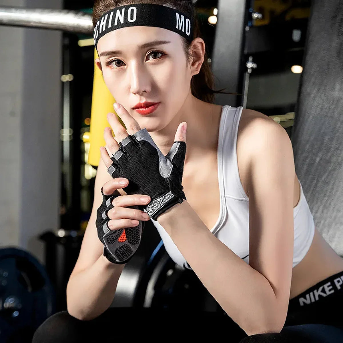 Half-finger gloves for men and women, breathable and anti-slip outdoor road gel summer gym training gloves for bicycles