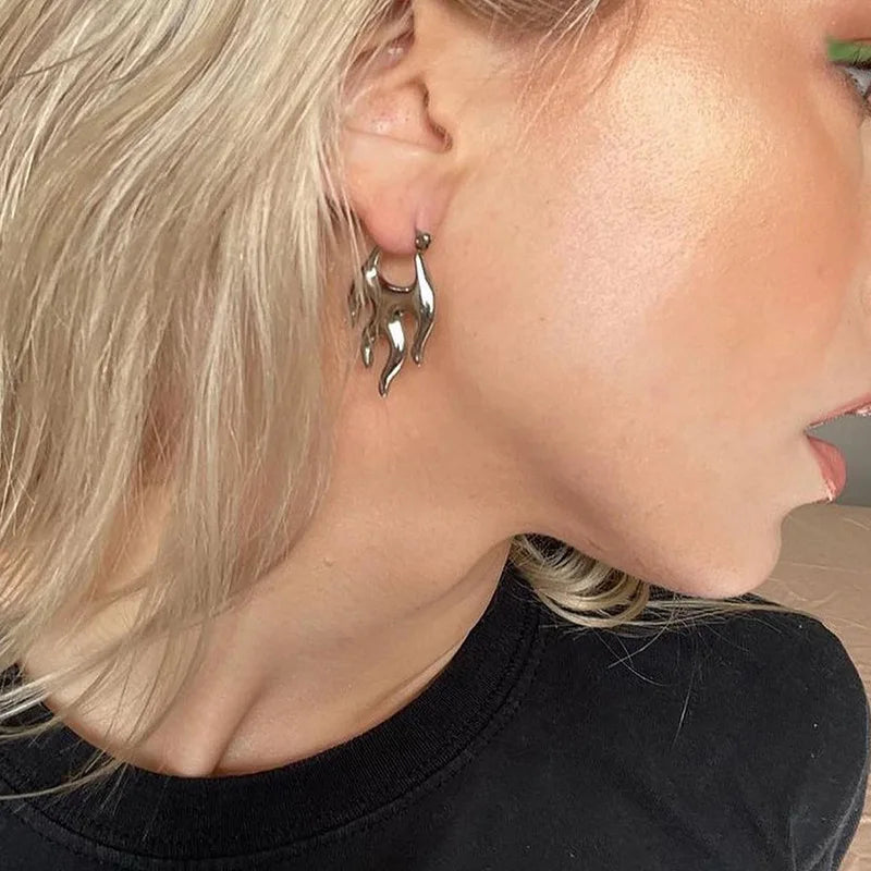 LATS Personality Exaggerated Metallic Flame Hoop Earrings for Women Fashion Luxury Versatile Jewelry Accessories Wholesale