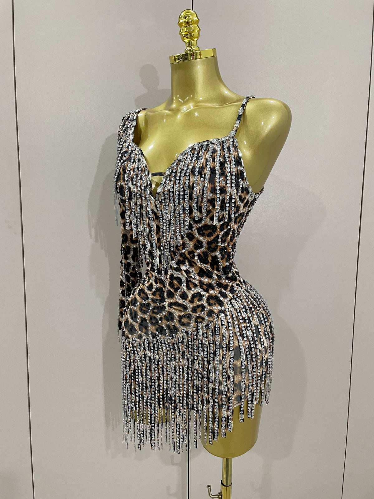 2025 New Sparkle Diamond Tassel One Shoulder Leopard Print Stretch Mini Dress Women Birthday Party Sexy Nightclub Stage Costume
