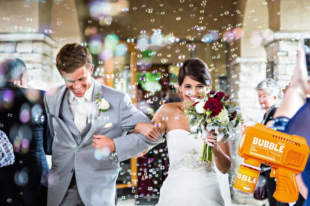 Bubble Guns Wedding Party Favors Romantic Bubble Maker for Outdoor Wedding Ceremony Photo Props Automatic Bubble Machine Blower