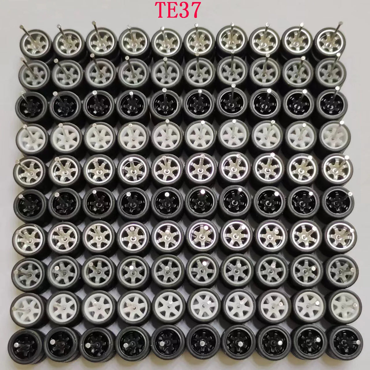 50 Sets 1/64 Wheels Pack with Rubber Tires Axles for 1:64 Matchbox Domeka Hotwheel Diecast Car Model Cars Wholesale