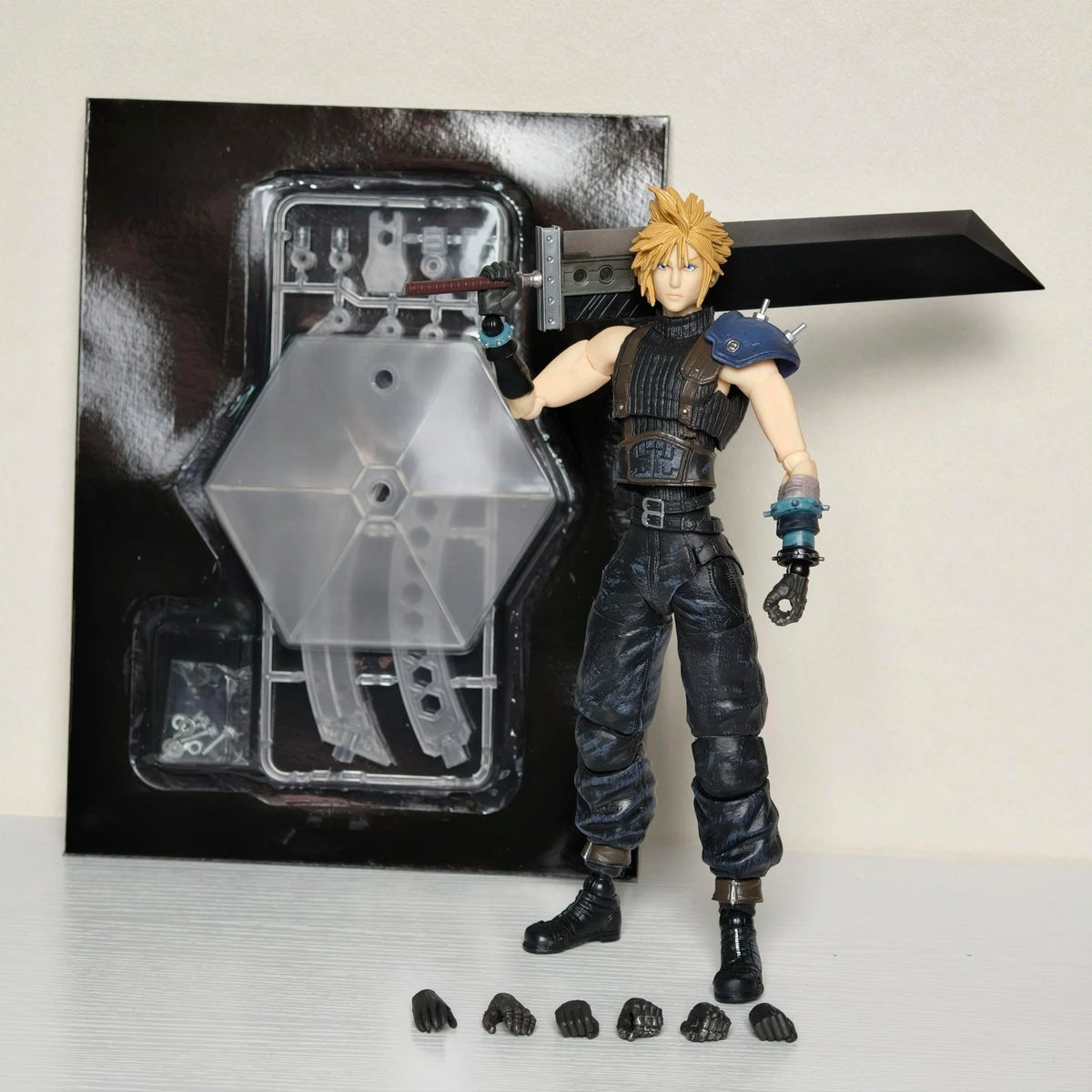 Yuffie Version 2.0 Cloud Strife Sephiroth Tifa Playarts Kisaragi Aerith PVC Anime Model Toy Gift Collection