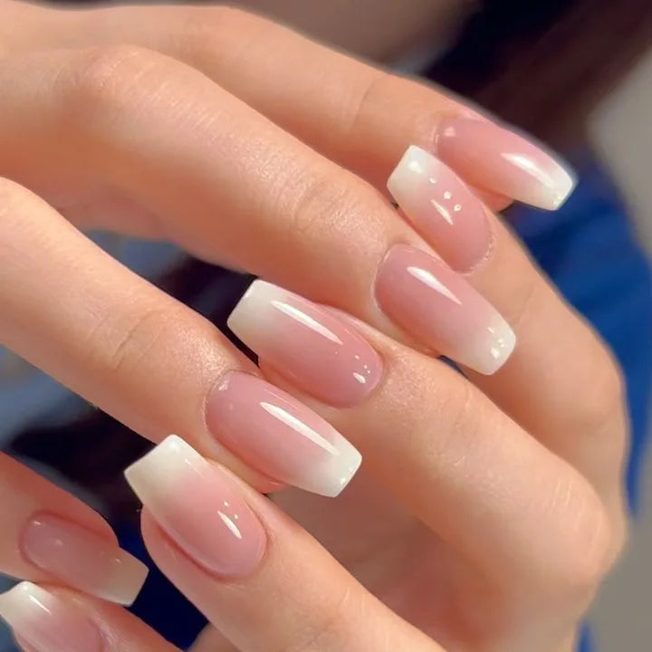 24Pcs Simple Square Head Fake Nail with nude design White Gradient French Press on False Nails Short Full Cover Nail Tips