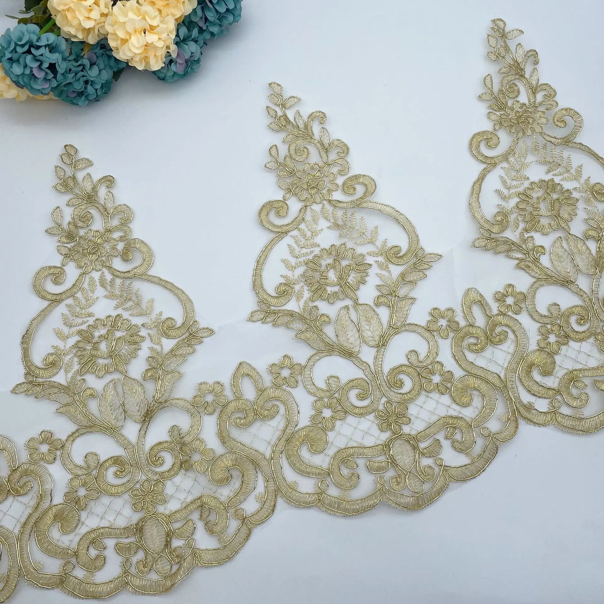 1yard Gold Thread Cord Embroidery Lace Trims Dress Home Textile Lace Dance Clothes Curtain Clothing Accessories 31cm wide