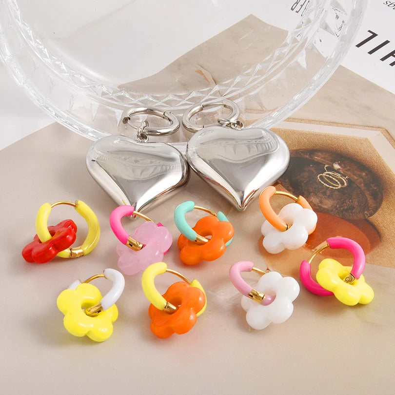 1Pair Dopamine Enamel Sweet Heart  Cute Bee Flower Y2K Girl Aesthetic Aretes Funny Food Cake Gothic Star Hoop Earrings Jewelry