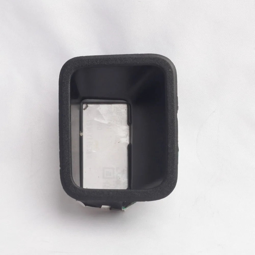 C00309678 License Plate Light Lamp Cover Left Right for Maxus T60 T70 T90 C00069211 C00069212  C00062229 C00062228 C00062229