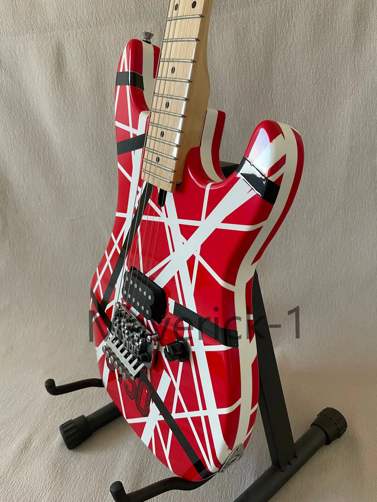 5150 White Stripe Red Electric Guitar Floyd Rose Tremolo Bridge, Locking Nut, Maple Neck & Fingerboard