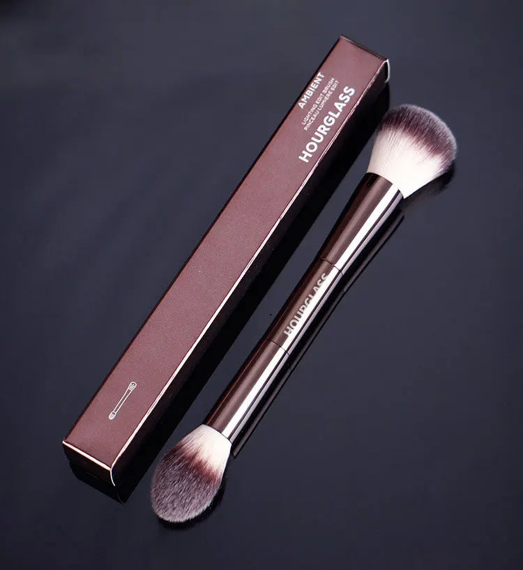 Hourglass Makeup Brush- No.18 Veil Powder Brush Soft Fiber Hair Double Head Powder Fashion Design Single Face Brush