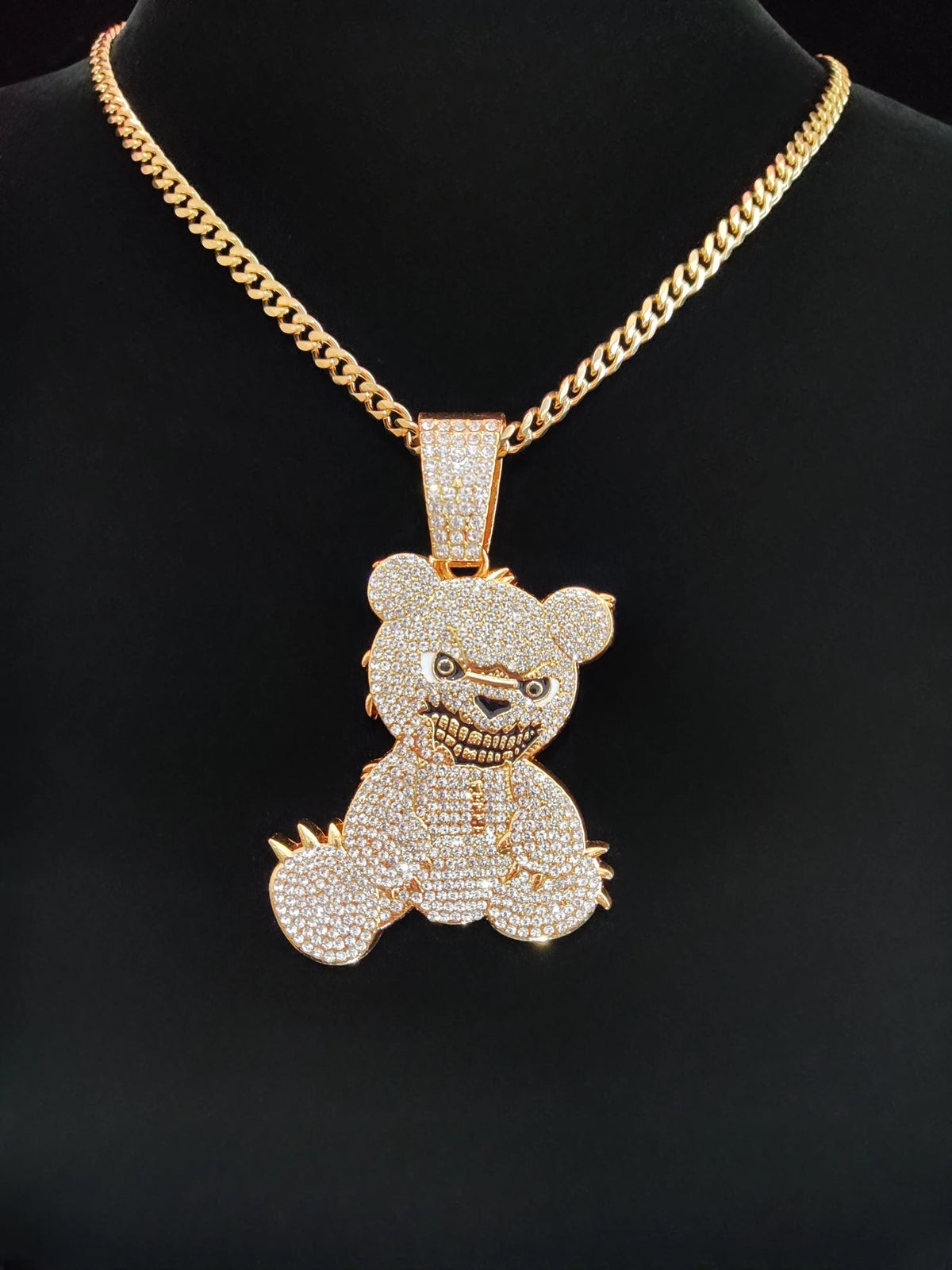 2024 New Arrival Hip Hop Bear Shape Pendant Necklace Men Women Chain Iced Out Bling Bling Necklaces HipHop Jewelry Fashion Gift