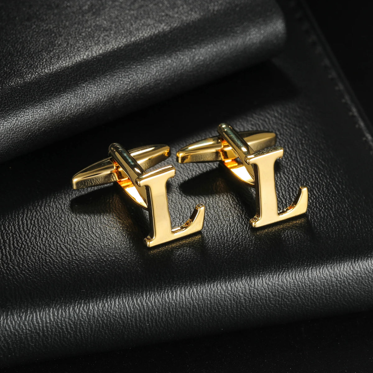 New High Quality Initial A-Z Cufflinks Alphabet Letter Copper Material Cuff Links For Business Mens Boys Tuxedo Shirts Gift