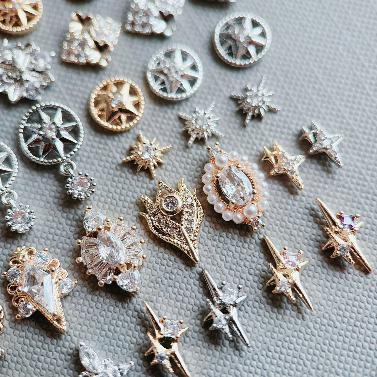 10pcs 3D Luxury Nail Art Charms Zircon Metal Star And Flower Decorations Starlight Jewelry Accessories for Manicure Supplies