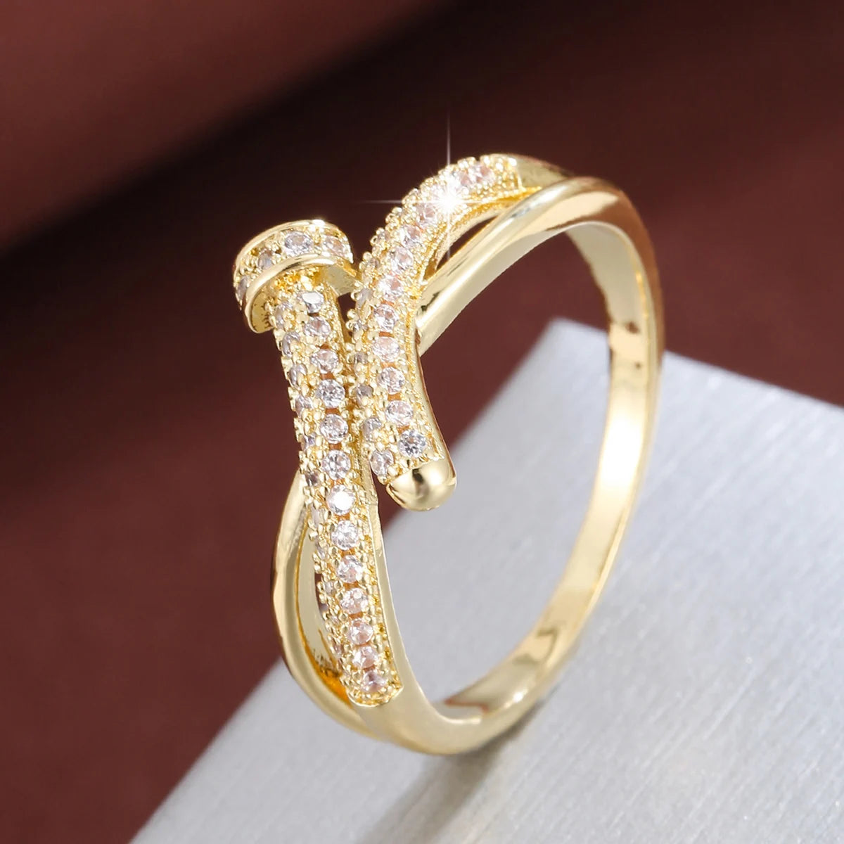 Fashion Twisted Rivet Women's Ring Elegant CZ Lines Cross Ring for Daily & Party Wear