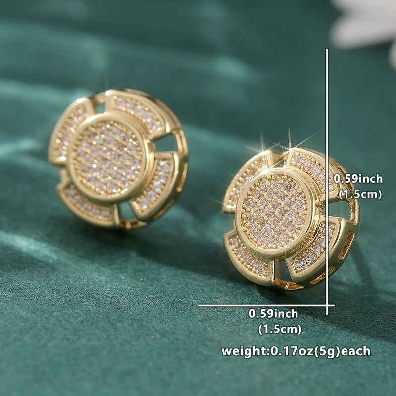 Delicate stud earrings for men and women Square accessories suitable for wedding parties go with everything
