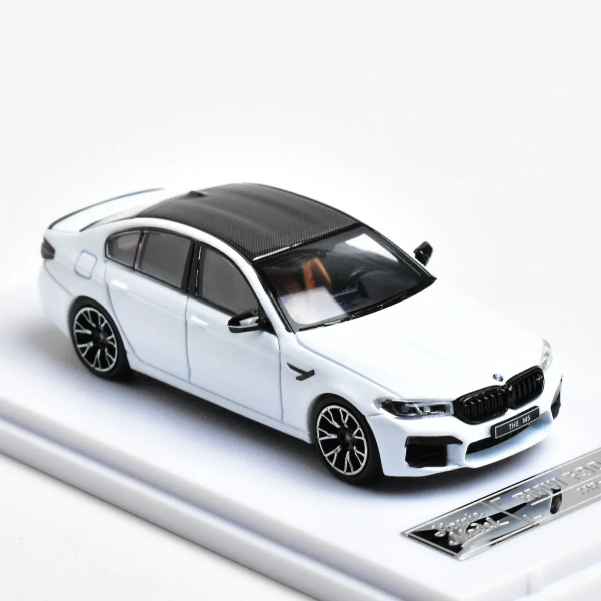 Howie Model HM 1:64 M5 F90 Diecast Model Car