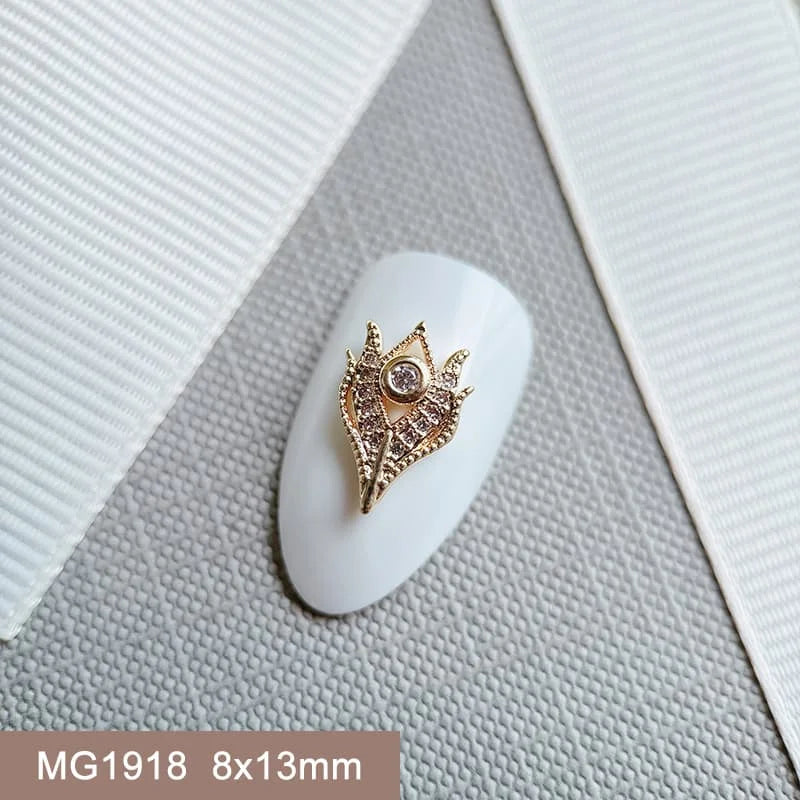 10pcs 3D Luxury Nail Art Charms Zircon Metal Star And Flower Decorations Starlight Jewelry Accessories for Manicure Supplies
