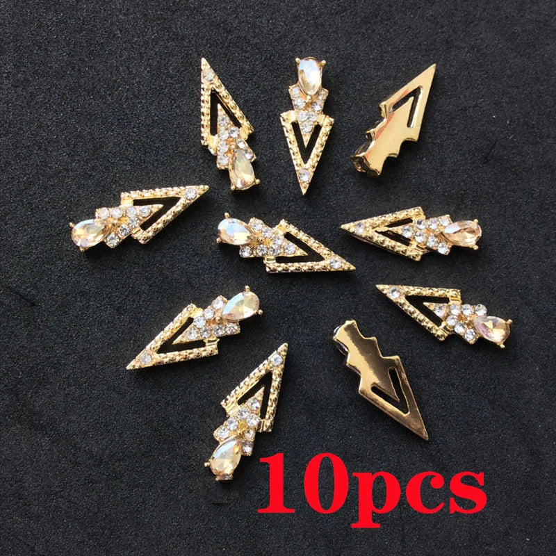 1 Bag Random Luxury Nail Art Dangle Jewelry  (Heart Bowknot)  Mixed Style 3D Nail Art Charms Tassel Design Alloy Nail Art Dangle