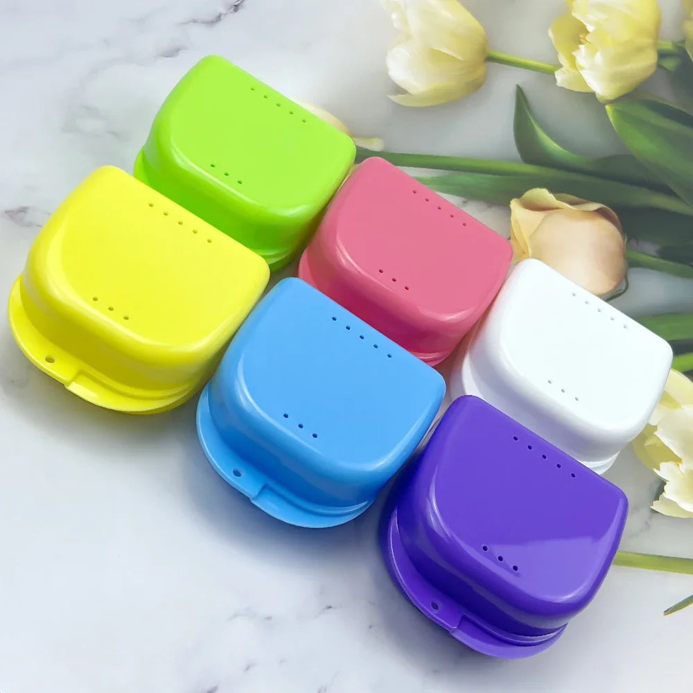 30Pcs New Plastic Tray Box Dental Orthodontic Retainer Box Case Plastic Teeth Container Denture Box False Teeth Protective Case