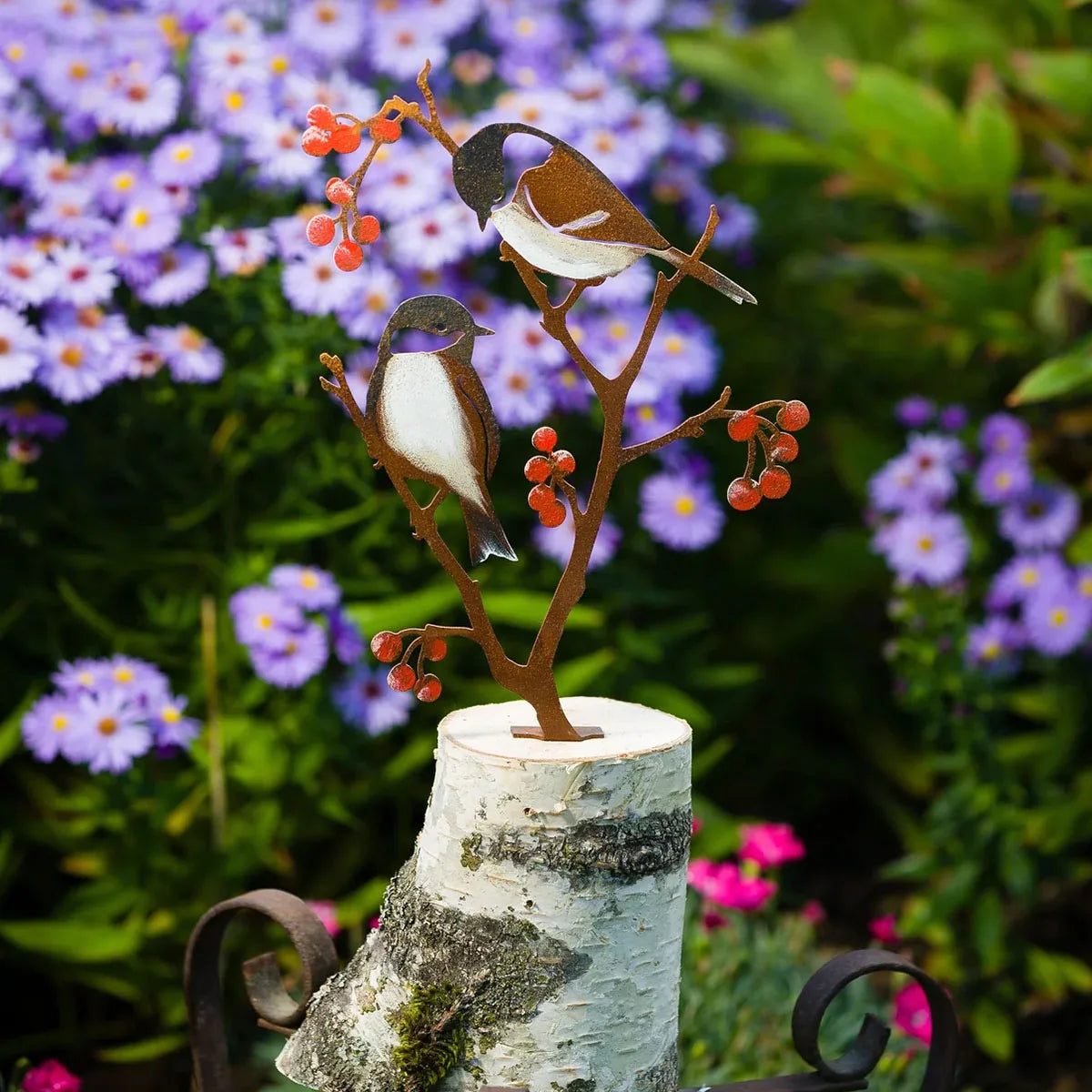 1Pc Iron Art Bird and Berry Painted Decoration, Hangable Art Piece |   Fence Decoration |   Railing Decoration |   Gardening Art |   Gardening Gifts, DIY Foldable Design.