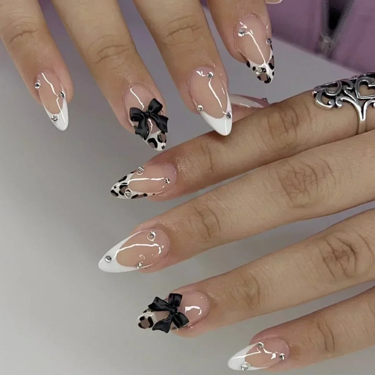 French Tip Orchid Press On Nails, Leopard Removable Fake Nails, 24 Pcs Simple False Nails Set for Women