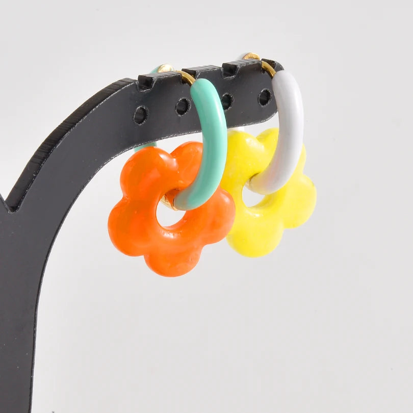 1Pair Dopamine Enamel Sweet Heart  Cute Bee Flower Y2K Girl Aesthetic Aretes Funny Food Cake Gothic Star Hoop Earrings Jewelry