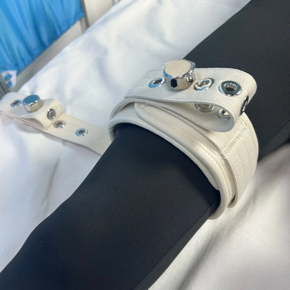 Patient Limb Fixed Strap Magnetic Restraint Belt Adjustable Bondage Strap For Hospital Bed