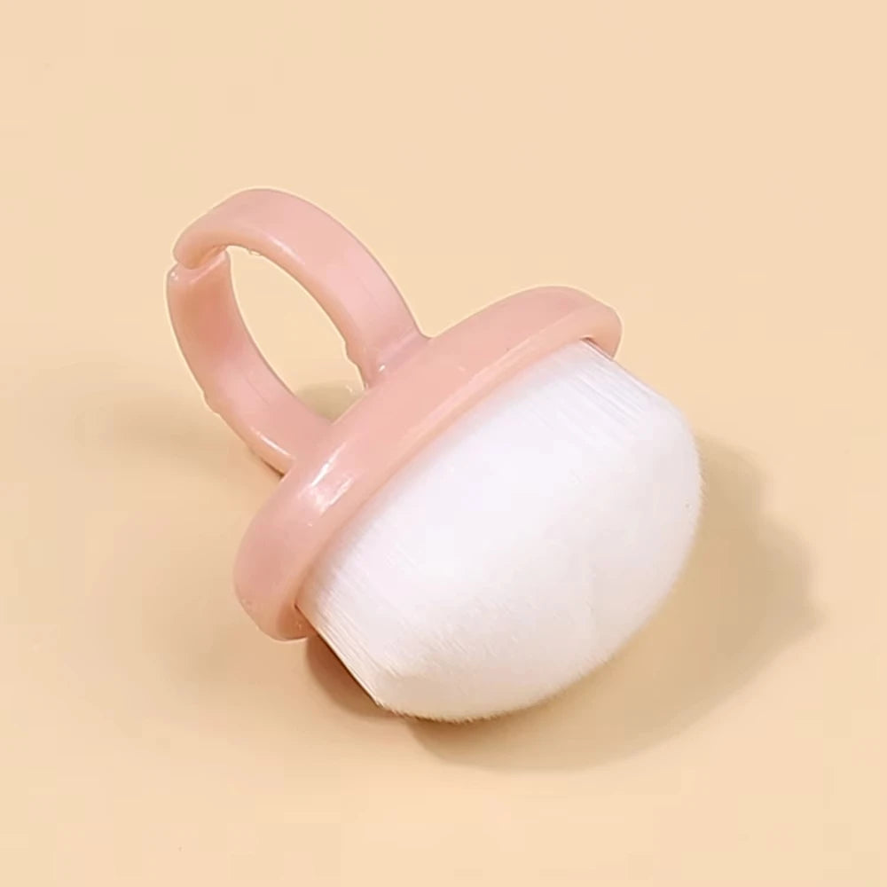 1Pcs Plastic Nails Art Dust Cleaning Brush Buckle Brush Oval Gel Dust Cleaning Make Up Ring-shaped Brush Manicure Tools