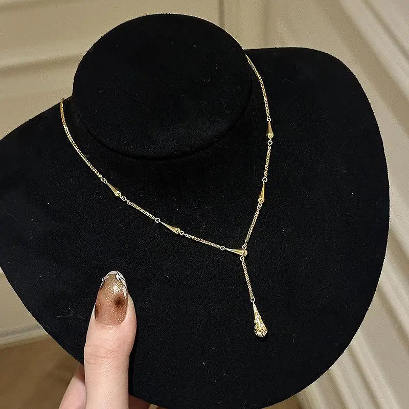 Simple New in Light Luxury Collarbone Chain Fashion Exquisite Tassel Pendant for women Style Wedding Fine Party Jewelry