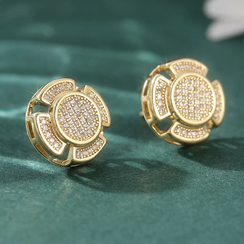 Delicate stud earrings for men and women Square accessories suitable for wedding parties go with everything
